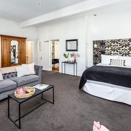 Altitude Studio Apartment มาร์ตินเบรอ ภายนอก รูปภาพ